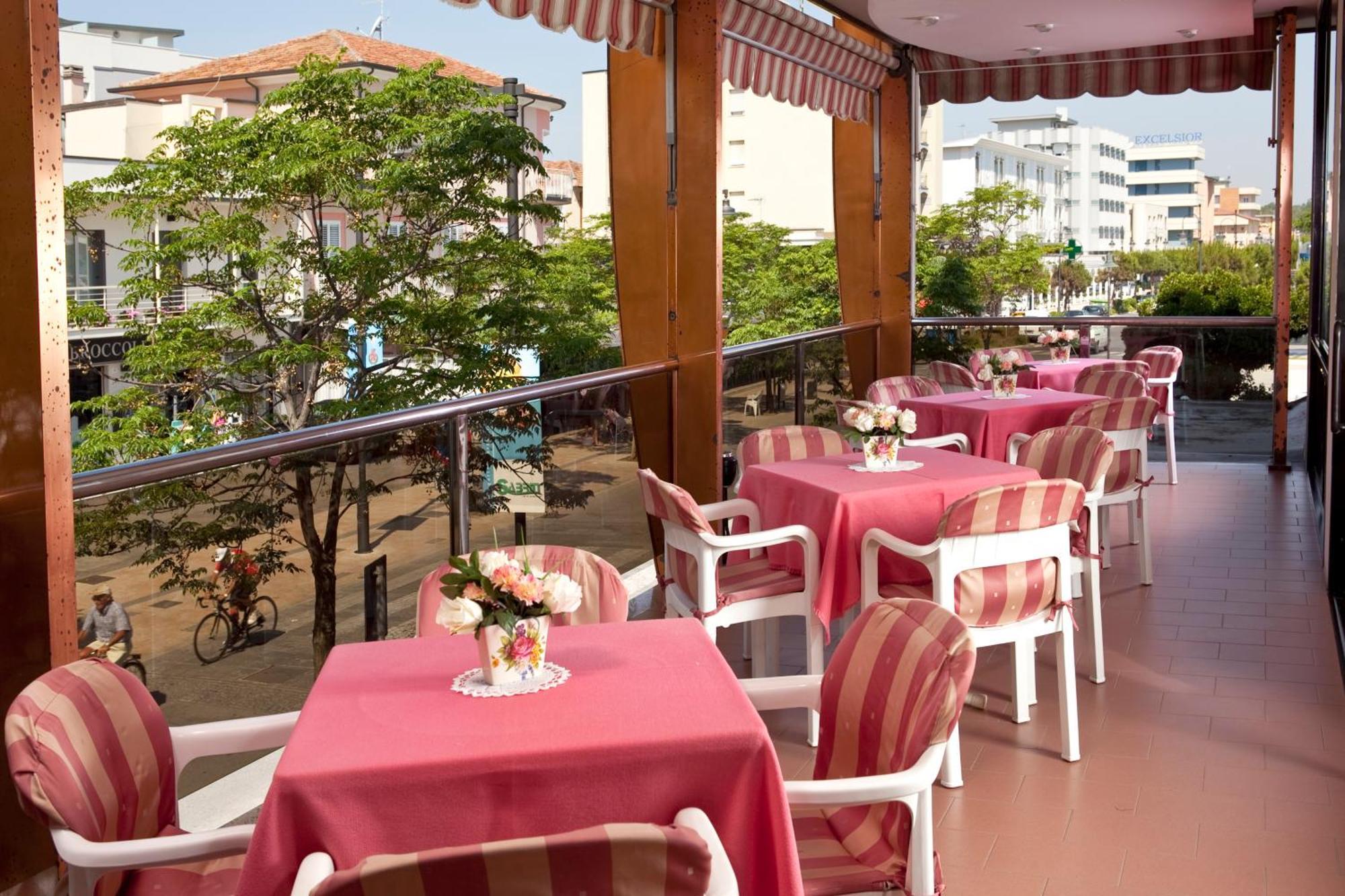 Hotel Royal-Spiaggia Gatteo a Mare Ngoại thất bức ảnh